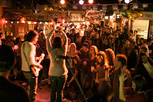 ontap Nashville-honky-tonks